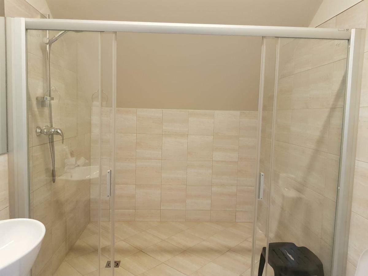 Rezidencija Grizulo Ratai Casa de hóspedes Sasnava Exterior foto